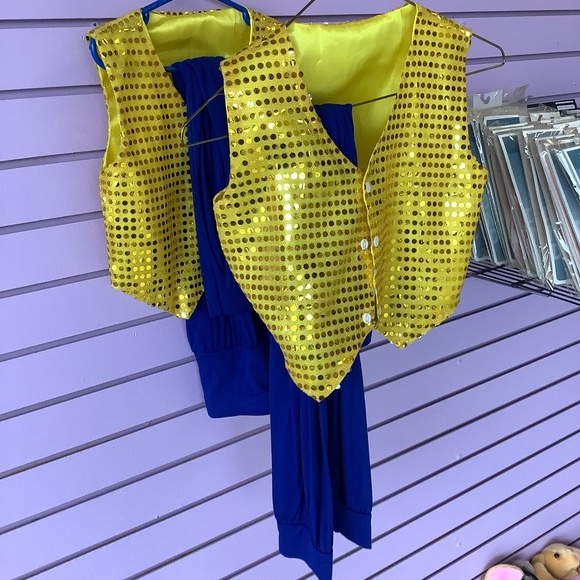 Two identical genie dance costumes - Picture 1 of 5